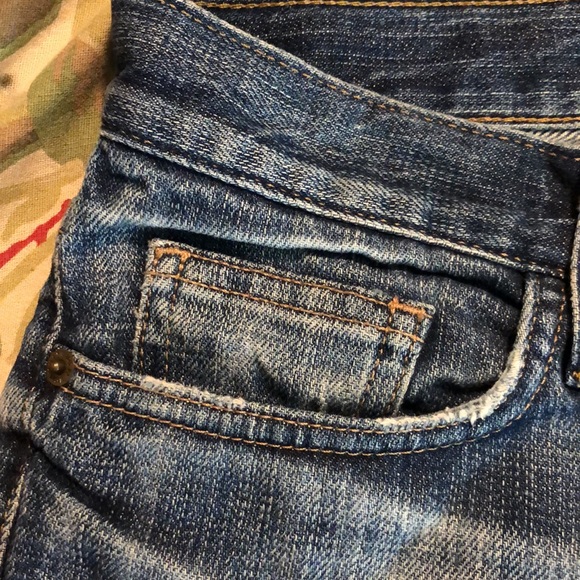 CURRENT ELLIOTT size 26 Stretch Denim Shorts 5”’ Inseam Soft Light Distress 5Pkt - Picture 4 of 12